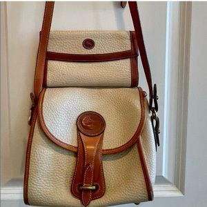 Dooney & Bourke Purse and wallet- great condition